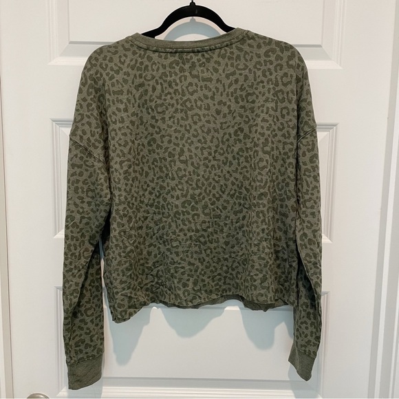 Thread & Supply Aliza Top in Green Leopard NWT - Picture 3 of 8